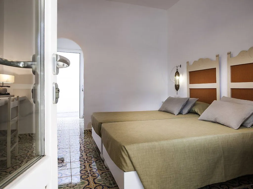 Vulcano Mari Del Sud Resort Porto di Ponente Hotel